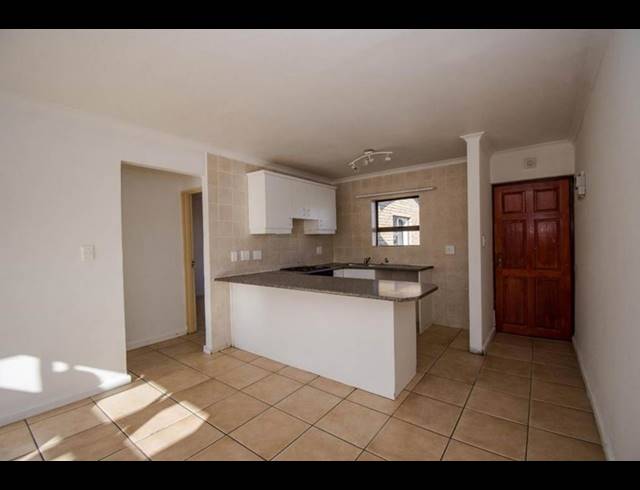 2 bed property to rent in STRAND